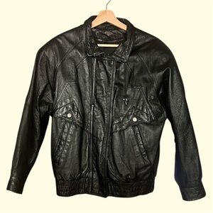 Wilson Black Leather Bomber-Style Jacket with Front Pockets